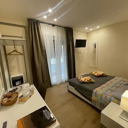 La Casa Di Ily Πανσιόν *