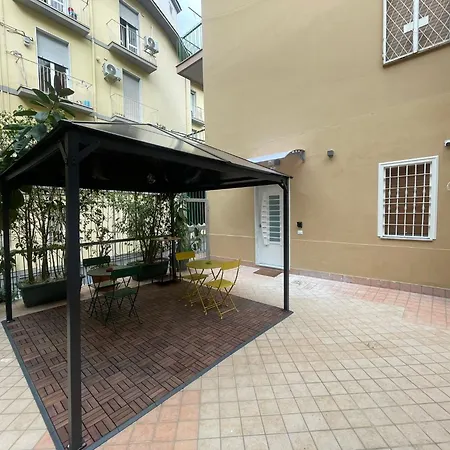 La Casa Di Ily Πανσιόν *